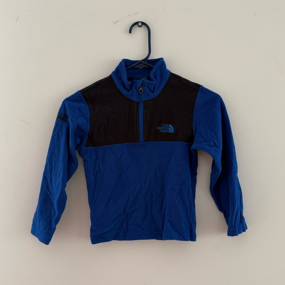 SOLD!! The North Face Kids 1/4 Zip Fleece